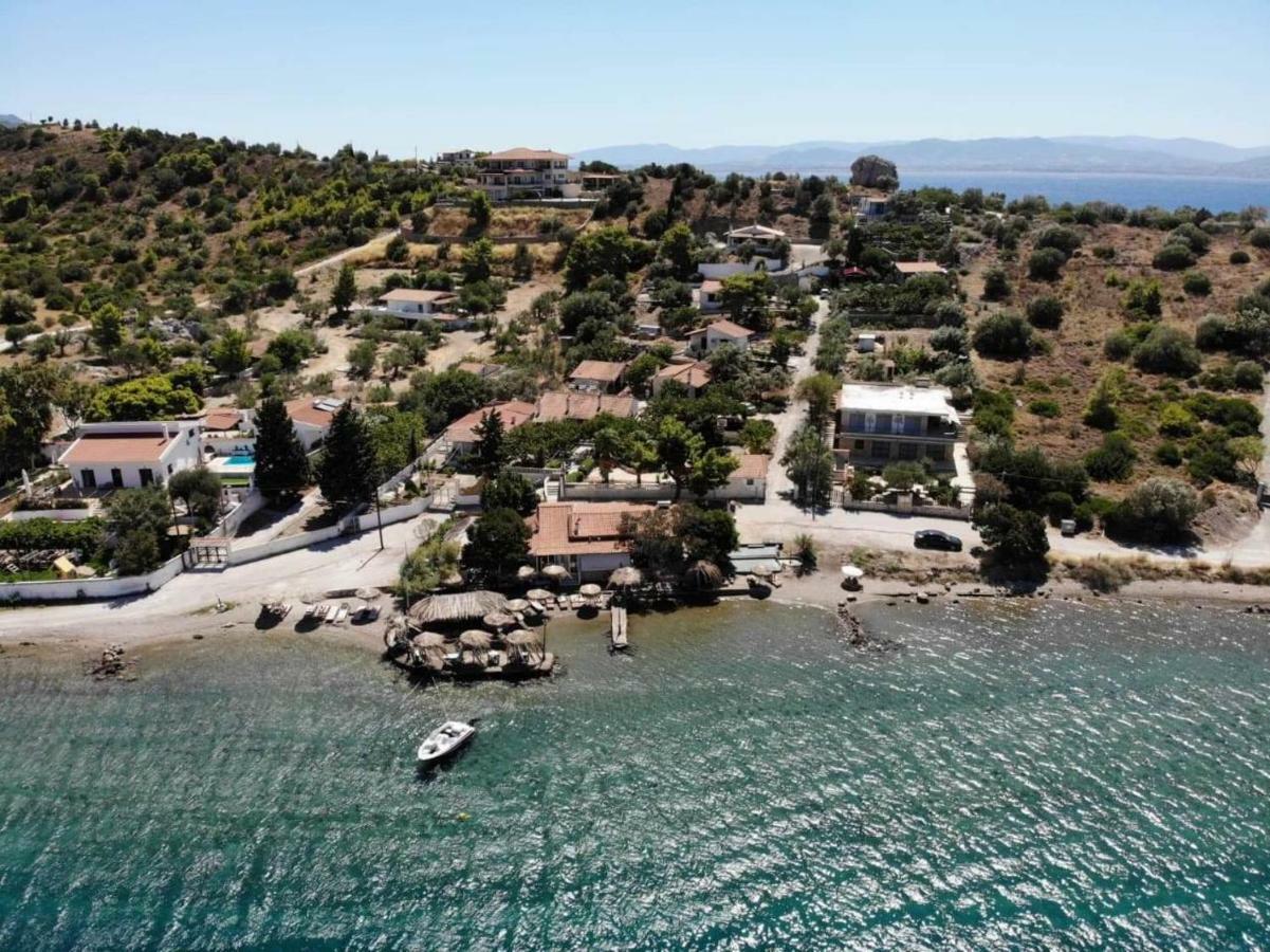 Mantas Bay Hotel Loutraki  Bagian luar foto